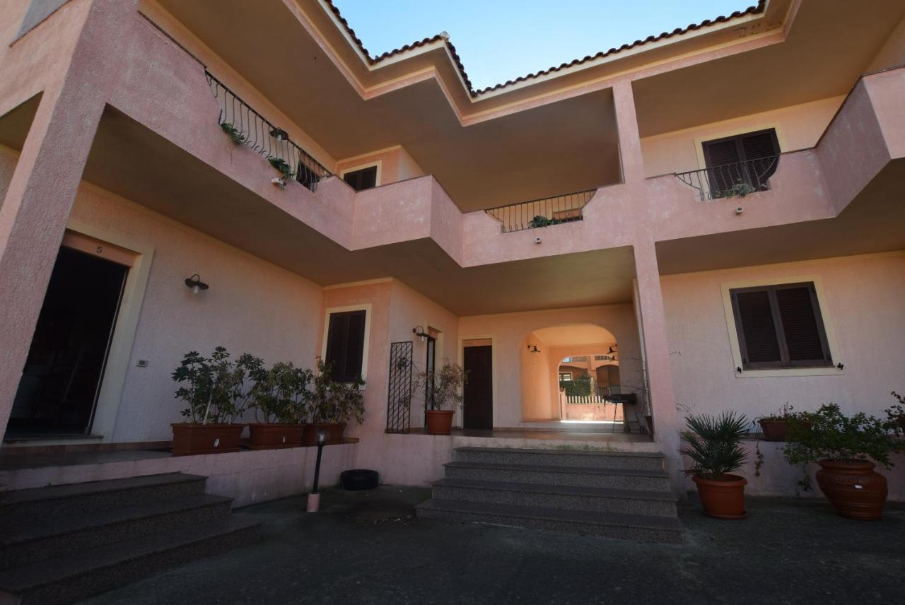 אפרטהוטל ואלדוריה Residenza Sul Mare מראה חיצוני תמונה